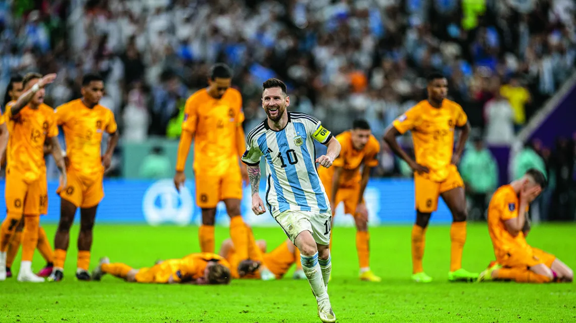 Lionel Messi po zwycięstwie Argentyny nad Holandią. Katar, 9 grudnia 2022 r. / fot.  Simon M Bruty / Getty Images / 