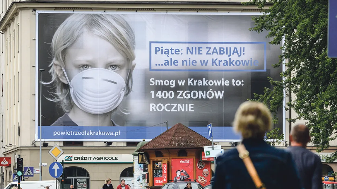 Billboard Fundacji Zygmunta Starego, prowadzącej akcję „Powietrze dla Krakowa”, lipiec 2016 r. / PIOTR GUZIK / FORUM