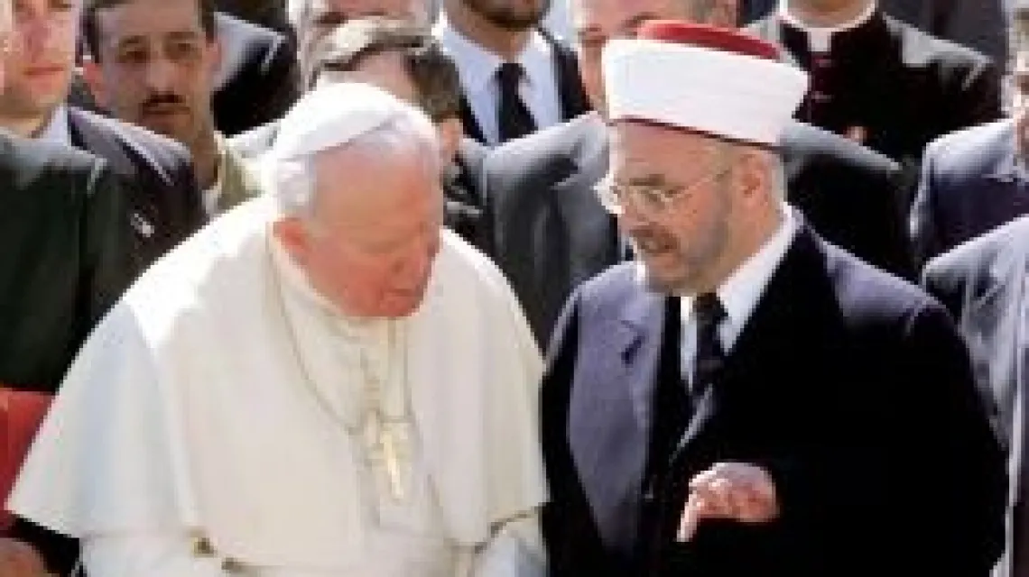 Jan Paweł II w meczecie Ummajadów, Damaszek, maj 2001 r. / 