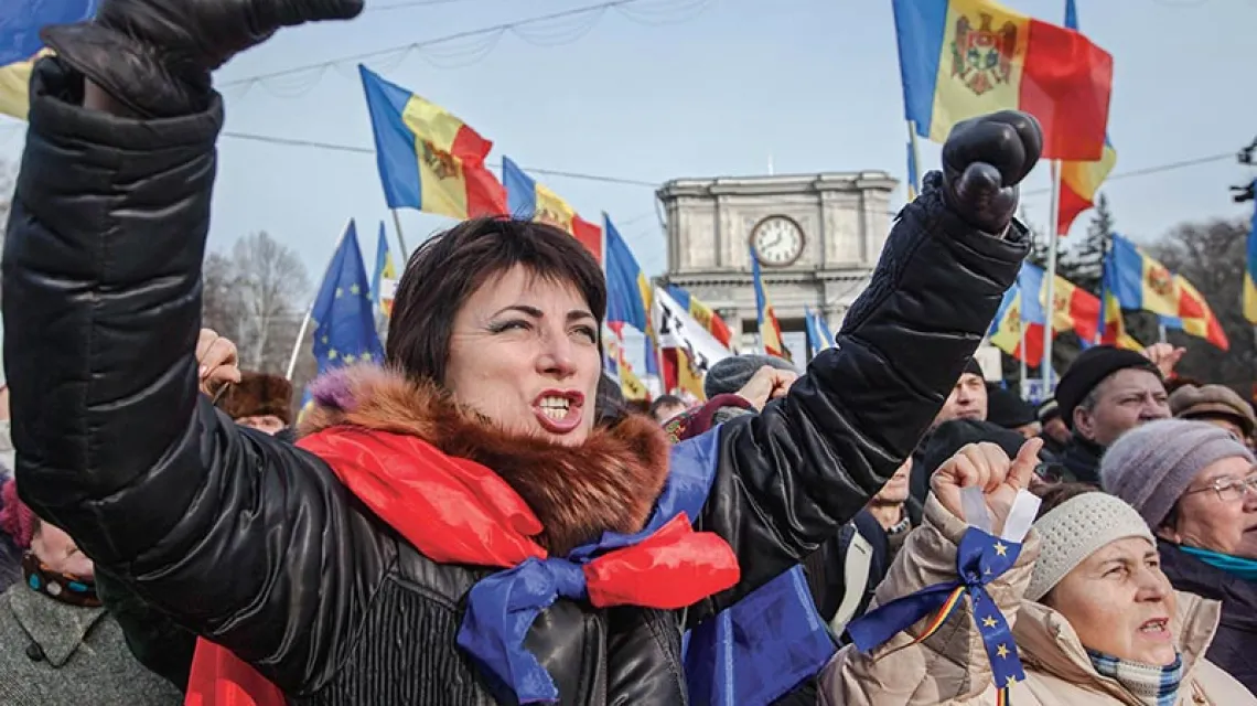 Demonstracja w Kiszyniowie, 16 stycznia 2016 r. / Fot. Dumitru Doru / EPA / PAP