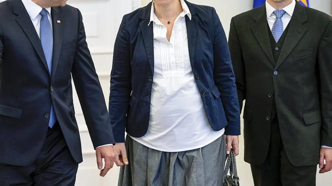 Karolina i Tomasz Elbanowscy podczas spotkania z prezydentem w sprawie obywatelskich inicjatyw referendalnych (dotyczących m.in. sześciolatków), Warszawa, 18 sierpnia 2015 r. / Fot. Jacek Turczyk / PAP