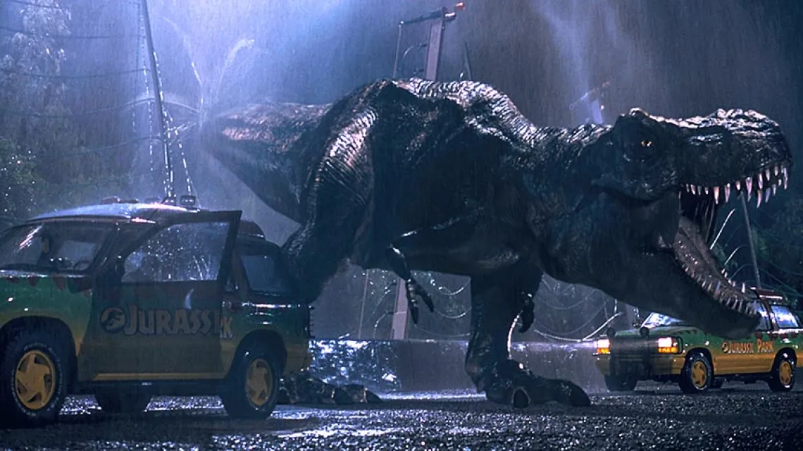 T-Rex jak żywy. „Jurassic Park” (1993) / Fot. MATERIAŁY PRASOWE