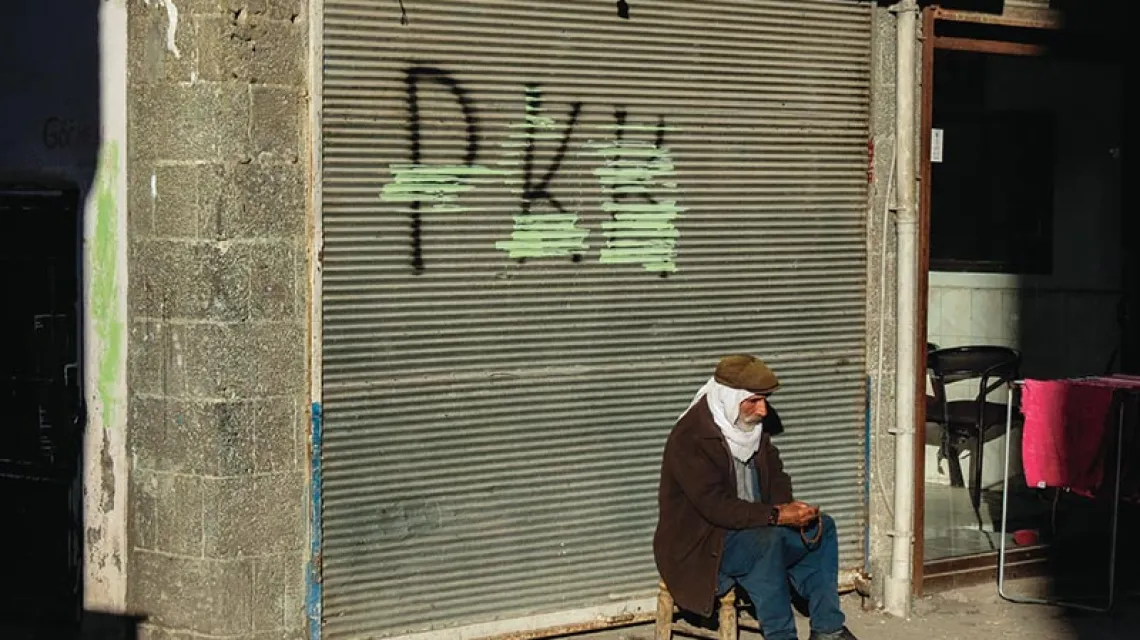 Graffiti PKK w Diyarbakir, „stolicy” tureckiego Kurdystanu, listopad 2015 r. / Fot. Witold Repetowicz