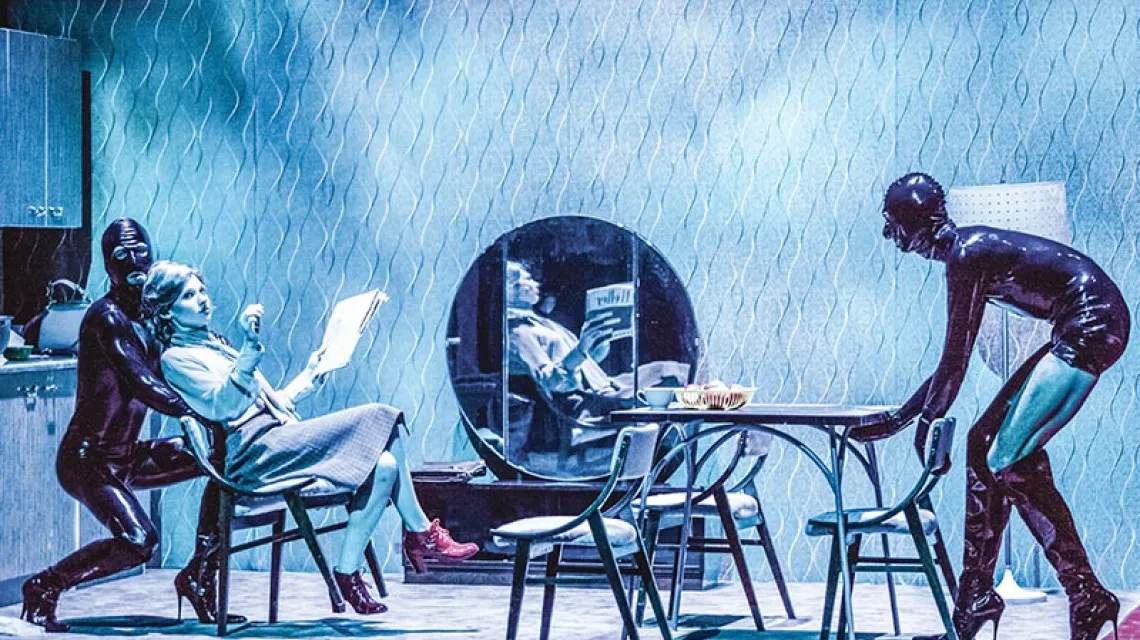 Scena ze spektaklu „Śmierć i dziewczyna” na deskach Teatru Polskiego / Fot. Natalia Kabanov / TEATR POLSKI WE WROCŁAWIU