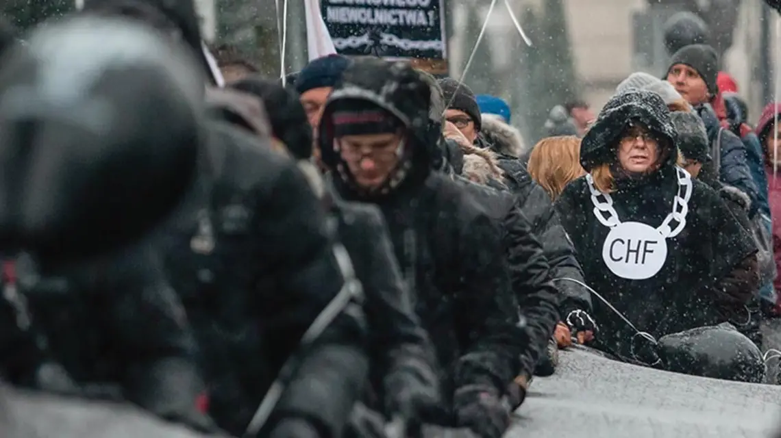 Protest frankowiczów pod Sejmem, Warszawa, 15 stycznia 2016 r. / Fot. Krystian Maj / FORUM