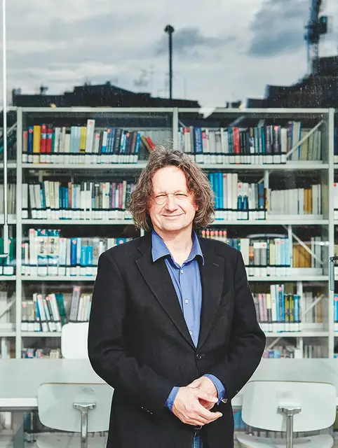 Ryszard Koziołek w Bibliotece Uniwersyteckiej w Katowicach, luty 2016 r. / Fot. Bartek Barczyk dla „TP”