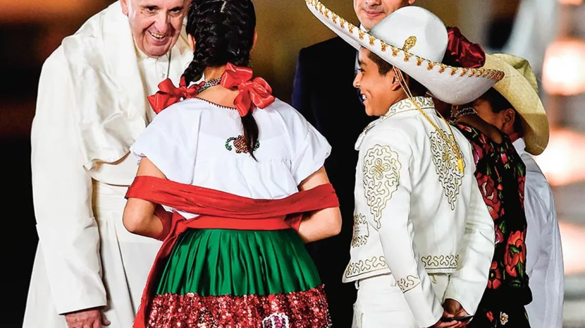 Powitanie Franciszka na lotnisku w Mieście Meksyk, 12 lutego 2016 r.  / Fot. Gabriel Bouys / AFP PHOTO AFP