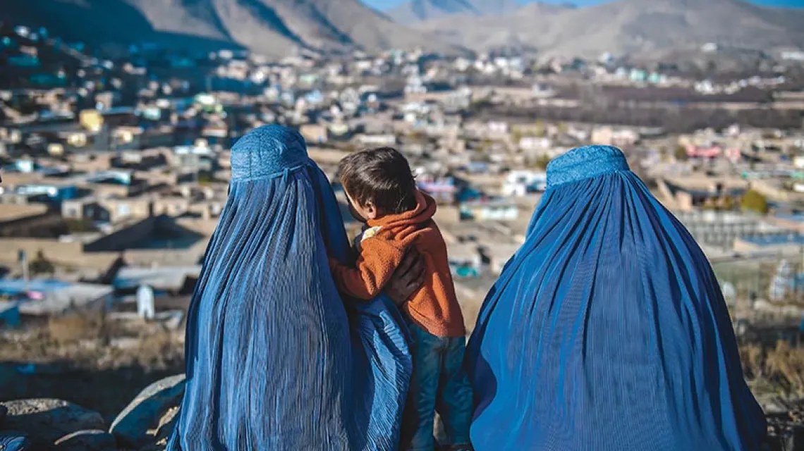 Widok na Kabul z okolicznych wzgórz, grudzień 2015 r. / Fot. Wakil Kohsar / AFP / EAST NEWS