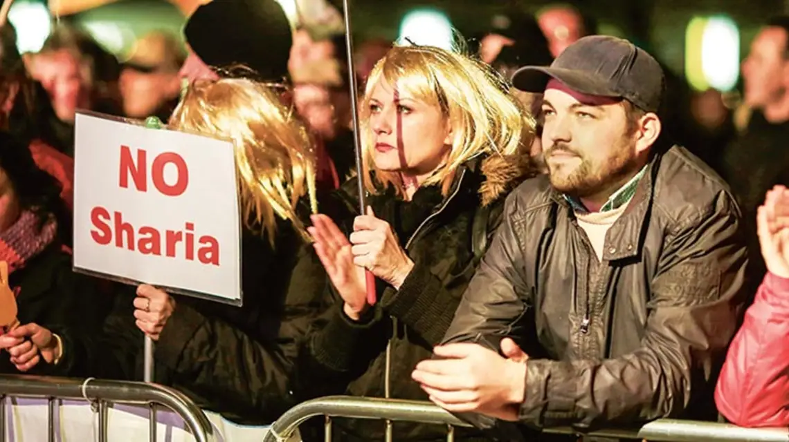 Zwolennicy AFD na wiecu przedwyborczym w Magdeburgu. / Fot. Peter Gercke / EPA / PAP