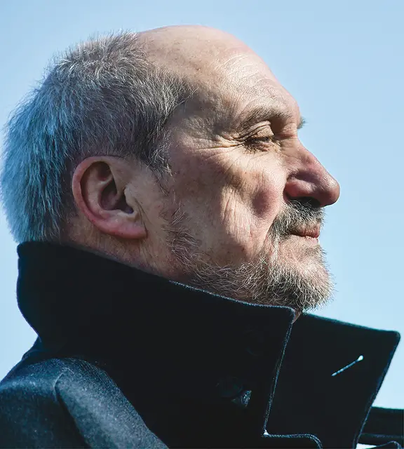 Antoni Macierewicz, 23 marca 2016 r. / Fot. Adam Chełstowski / FORUM