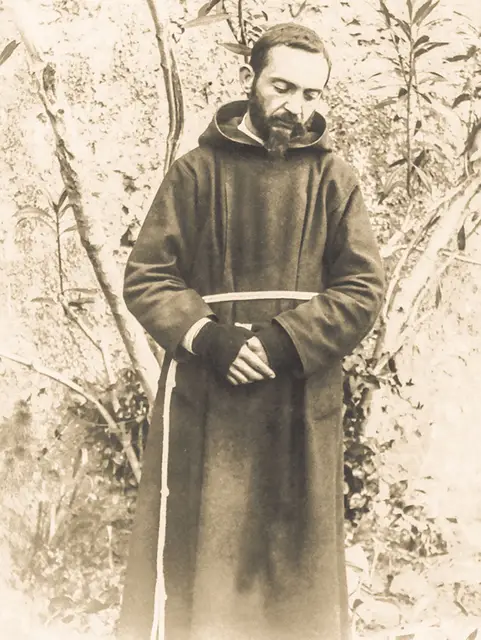 Ojciec Pio po stygmatyzacji, 1919 r. / Fot. Archiwum czasopisma „Głos Ojca Pio”