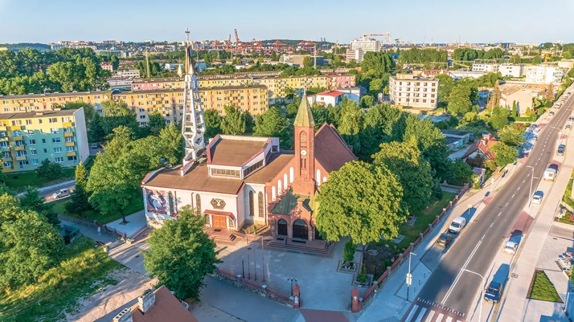 Kościół św. Mikołaja w Gdyni, 14 lipca 2020 r. / ANDRZEJ KUCZWARA