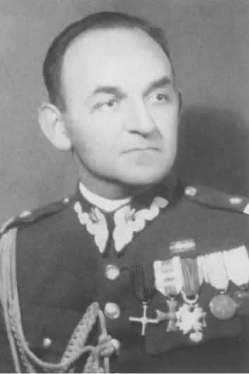 Mieczysław Słowikowski / 