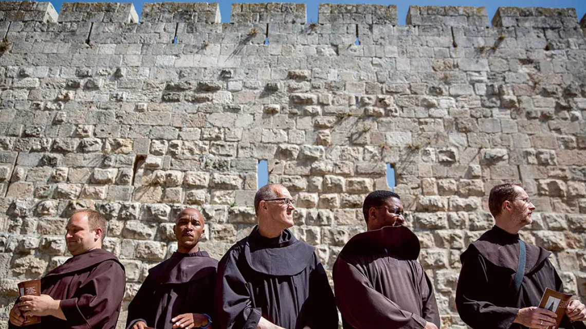 Franciszkanie z Kustodii Ziemi Świętej, Jerozolima, czerwiec 2016 r. / ARIEL SCHALIT / AP / EAST NEWS