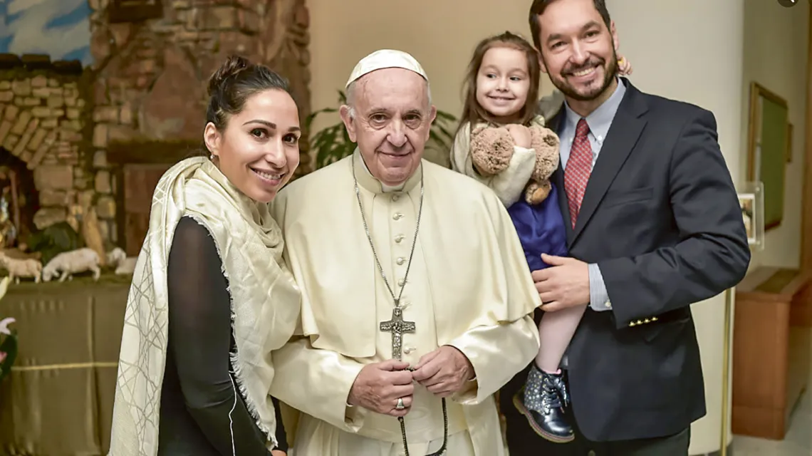 Leonid Sewastianow z żoną i córką w odwiedzinach u papieża, Watykan, 2018 r. / fot. media społecznościowe / zrzut ekranu