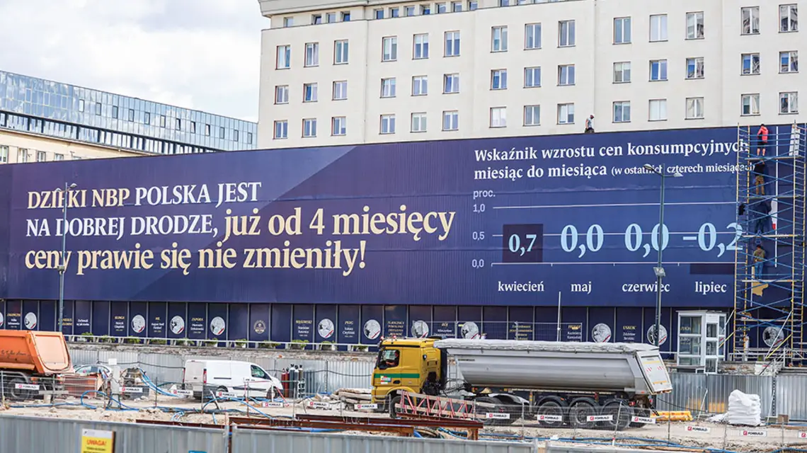 Złoty słaby jak budżet