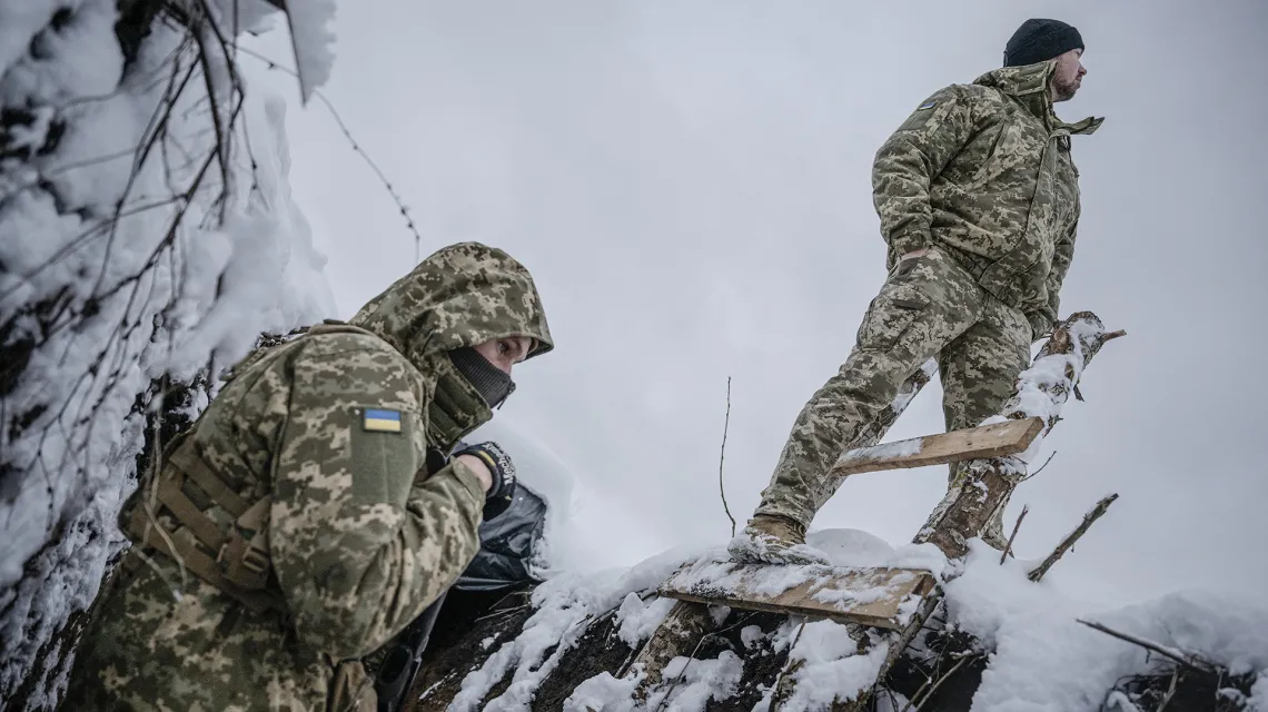 Ukraińscy żołnierze na linii frontu w okolicach Kupiańska. Obwód charkowski, Ukraina, 21 listopada 2023 r. / Ozge Elif Kizil / Anadolu / EAST NEWS