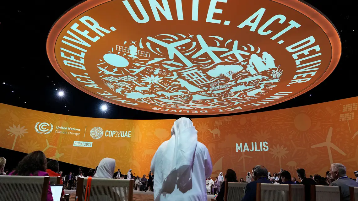 Konferencja klimatyczna COP28 w Dubaju, grudzień 2023 r. // fot. Peter Dejong / AP / East News