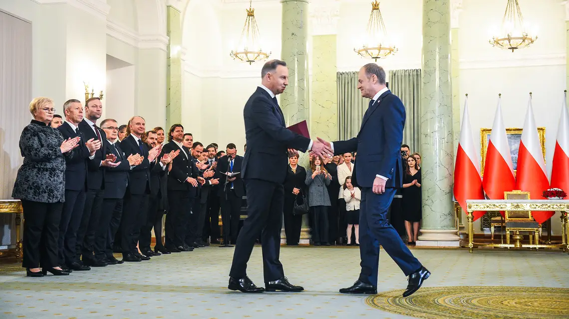 Prezydent Andrzej Duda i premier Donald Tusk: zaprzysiężenie rządu w Pałacu Prezydenckim. Warszawa, 13 grudnia 2023 r. / Fot. Zbyszek Kaczmarek / Forum
