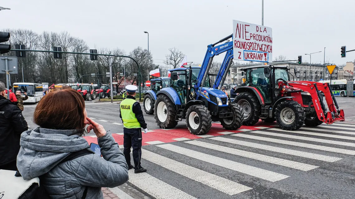 Rolnicy blokują rondo im. Matecznego w Krakowie. 9 lutego 2024 r. / fot. Jacek Taran