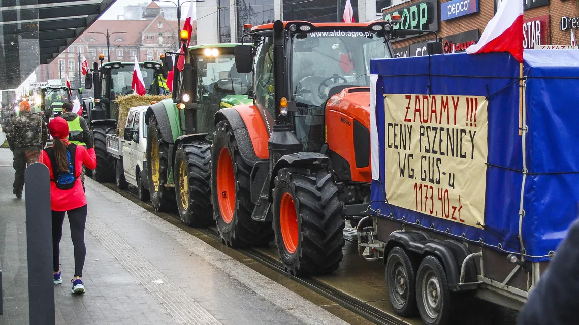 Protest rolników w Olsztynie. 20 lutego 2024 r. / Fot. Artur Szczepański / REPORTER