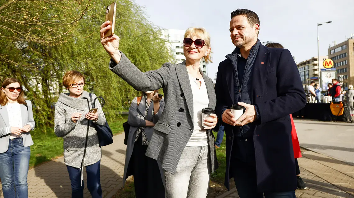 Powyborcze spotkania Rafała Trzaskowskiego z mieszkańcami Warszawy, 8 kwietnia 2024 r. // Fot. Filip Naumienko / Reporter