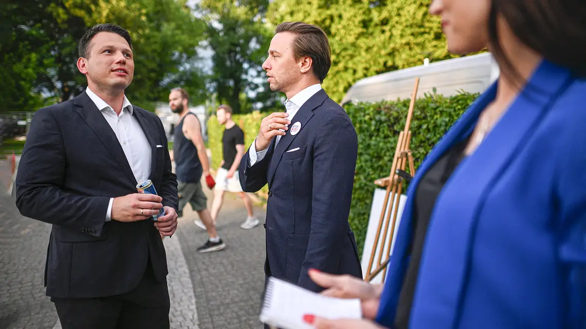 Kampania Konfederacji do Europarlamentu. Na zdjęciu Sławomir Mentzen i Krzysztof Bosak. Warszawa, 7 czerwca 2024 r. // Fot. Adam Chelstowski / Forum