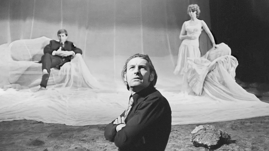 Andrzej Wajda podczas prac nad spektaklem "Biesy" w Teatrze Starym, 1971 r. // Fot. Wojciech Plewińśki / Forum