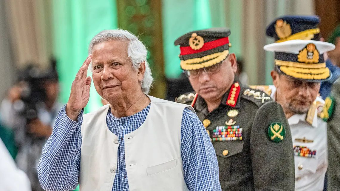Muhammad Yunus podczas zaprzysiężenia na tymczasowego premiera rządu Bangladeszu. Dhaka, 8 sierpnia 2024 r. // Fot. Habibul Haque / Drik / Getty Images