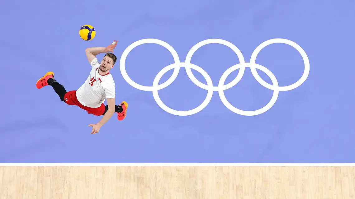 Jakub Kochanowski podczas meczu półfinałowego ze Stanami Zjednoczonymi. Paryż, 7 sierpnia 2024 r. // Fot. Matthew Stockman / Getty Images