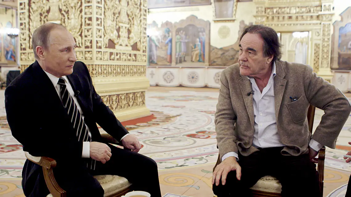 Kadr z serialu „Oliver Stone vs Putin”, 2017 r. // Materiały prasowe ShowTime