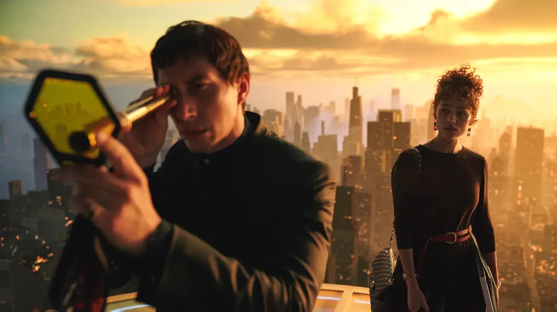 Adam Driver i Nathalie Emmanuel w filmie „Megalopolis”, reż. Francis Ford Coppola, 2024 r. // Fot. Gutek Film / Mteriały prasowe