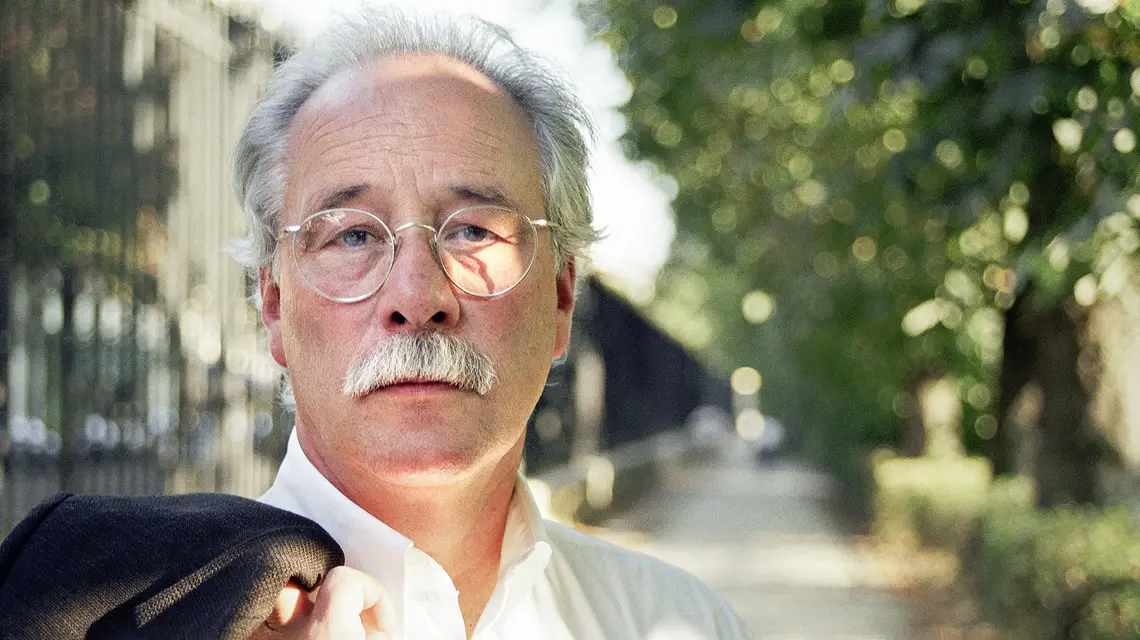 Winfried Georg Maximilian Sebald (1944-2001). Paryż, 8 września 1999 r. // Fot. Ulf Andersen / Getty Images