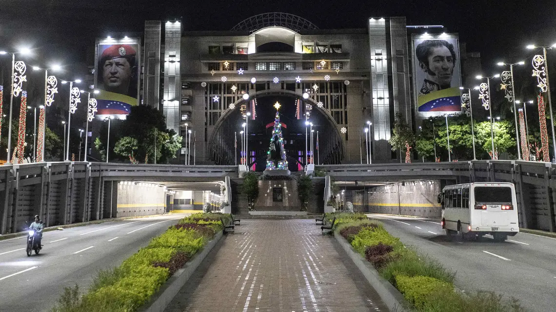 Świąteczne dekoracje w Caracas, 2 października 2024 r. / fot. AA / ABACA / Abaca / East News