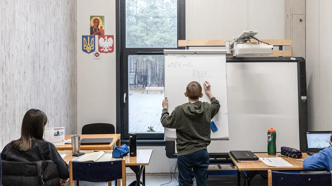 Polsko-ukraińska szkoła wybudowana przez Caritas Archidiecezji Częstochowskiej. Olsztyn koło Częstochowy, 10 lutego 2024 r. // Fot. Karol Porwich / East News