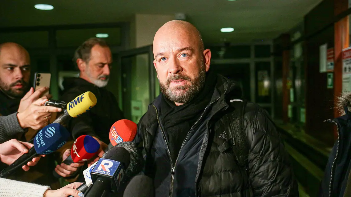 Prezydent Wrocławia Jacek Sutryk po przesłuchaniu w wydziale Prokuratury Krajowej w Katowicach. 15 listopada 2024 r. // Fot. Jarek Praszkiewicz / PAP