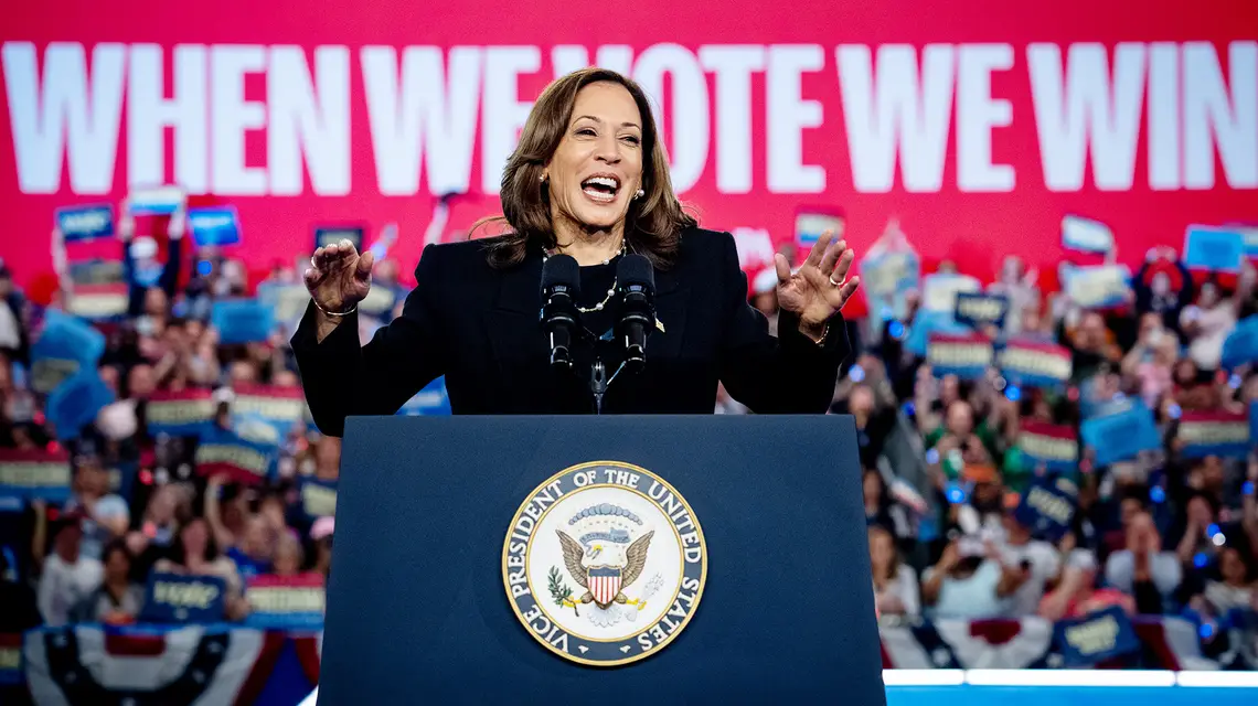 Kamala Harris podczas wiecu w Harrisburgu w Pensylwanii. 30 października 2024 r. // Fot. Andrew Harnik / Getty Images