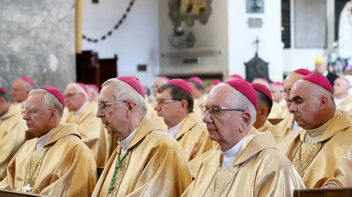 Biskupi ruszyli na wojnę o lekcje religii w szkole