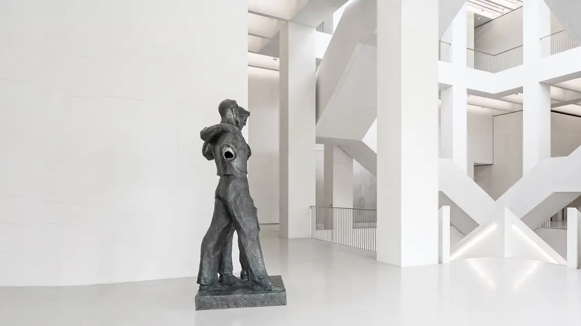 Alina Szapocznikow, Przyjaźń, 1954 r. // Fot. Maja Wirkus / materiały prasowe MSN