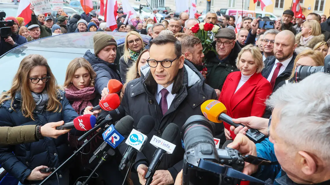 Mateusz Morawiecki po przesłuchaniu w Prokuraturze Okręgowej w Warszawie. 27 lutego 2025 r. // Fot. Wojciech Olkuśnik / East News