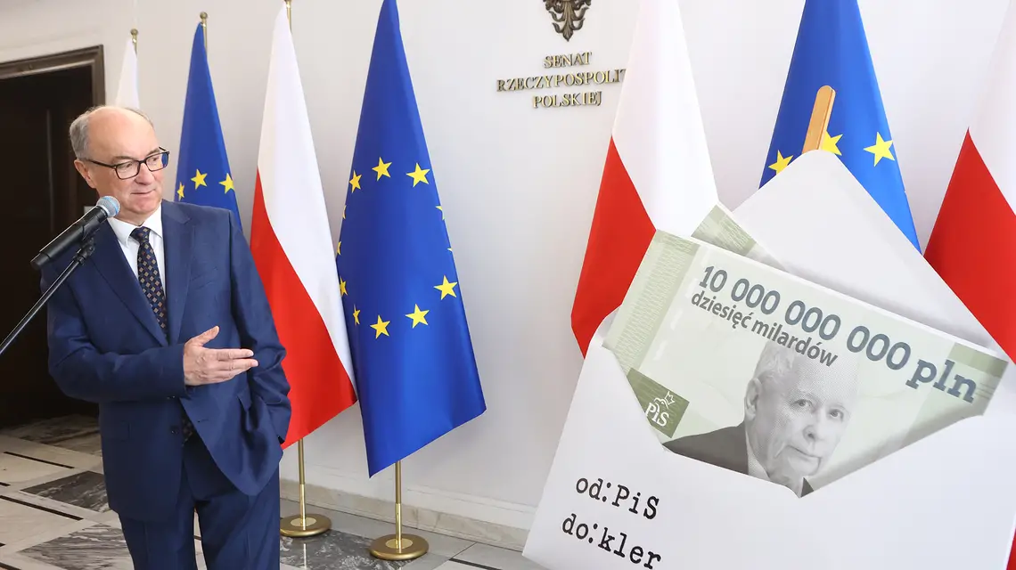 Konferencja prasowa lewicy konferencji prasowej Lewicy na temat Świeckie panstwo i dofinansowanie instytucji kościelnych // Fot. Tomasz Jastrzębowski / REPORTER
