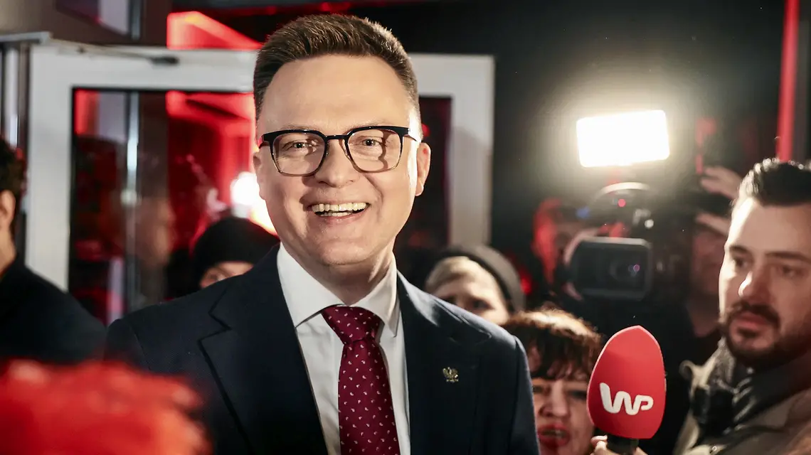 Szymon Holownia kandydat na prezydenta RP po debacie prezydenckiej. Końskie, 11 kwietnia 2025 r. // Fot. Wojciech Habdas / Agencja Wyborcza.pl