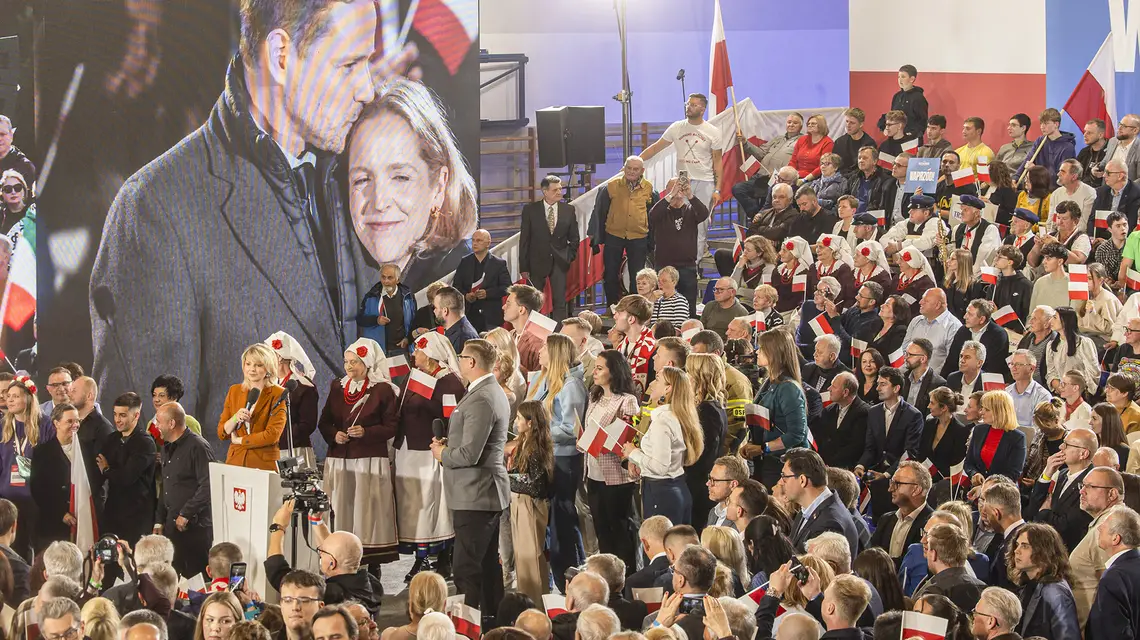 Wieczór wyborczy Rafała Trzaskowskiego. Tarnobrzeg, 18 maja 2025 r. // Fot. Grzegorz Bukała / Reporter