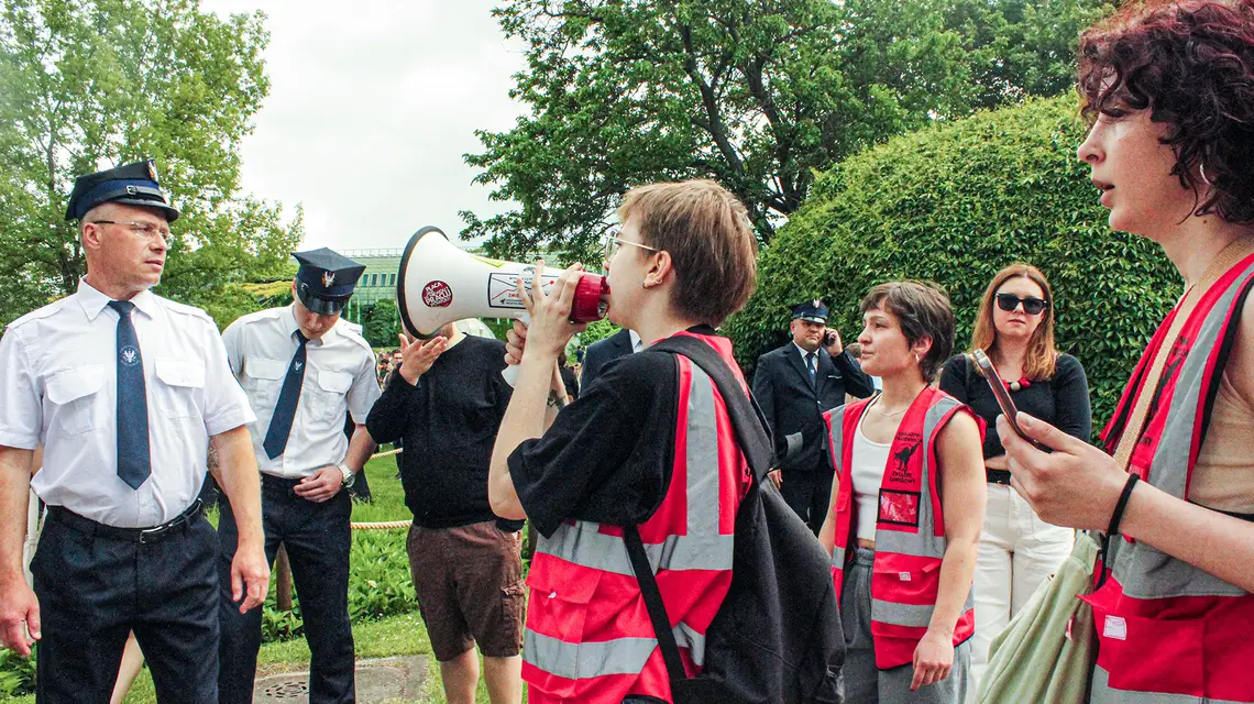 Protest studentów Uniwersytetu Warszawskiego. Warszawa, 31 maja 2025 r. // Materiały prasowe Koła Młodych Inicjatywy Pracowniczej