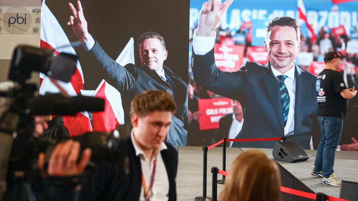 Dziennikarze na wieczorze wyborczym Rafała Trzaskowskiego. Sandomierz, 18 maja 2025 r. // Fot. Beata Zawrzel / Reporter