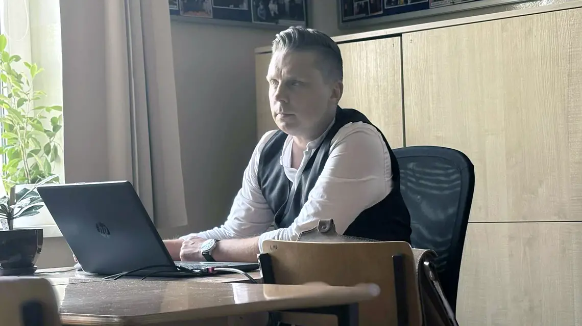 Paweł Wierzbicki, nauczyciel historii // archiwum prywatne