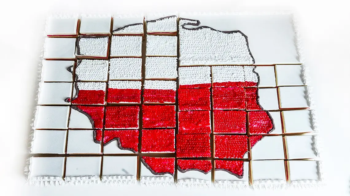 Konopka Karolina, „Patriotyczny wyrób cukierniczy", 2020. Wystawa „Opowiem Wam o sobie/o nas", Muzeum Narodowe – Zielona Brama // materiały prasowe 