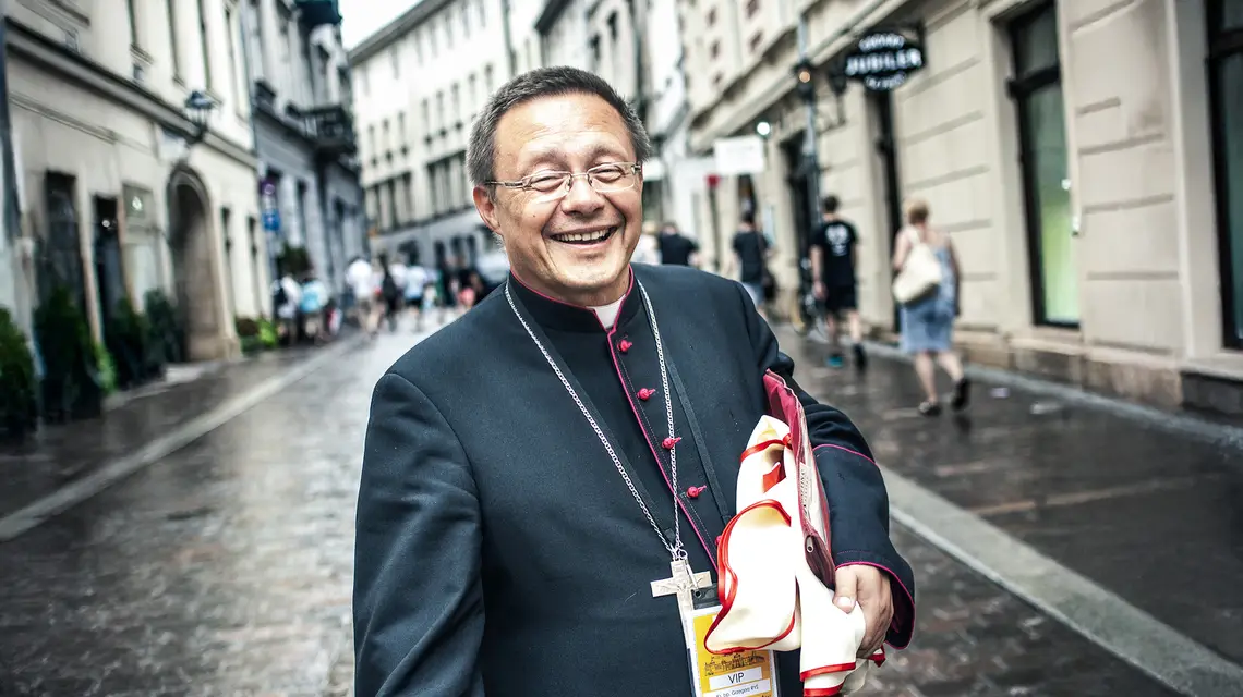Kardynał Grzegorz Ryś jeszcze jako biskup na Światowych Dnich Młodzieży w Krakowie. Ulica Gołębia 31 lipca 2016 r. // Fot. Grażyna Makara