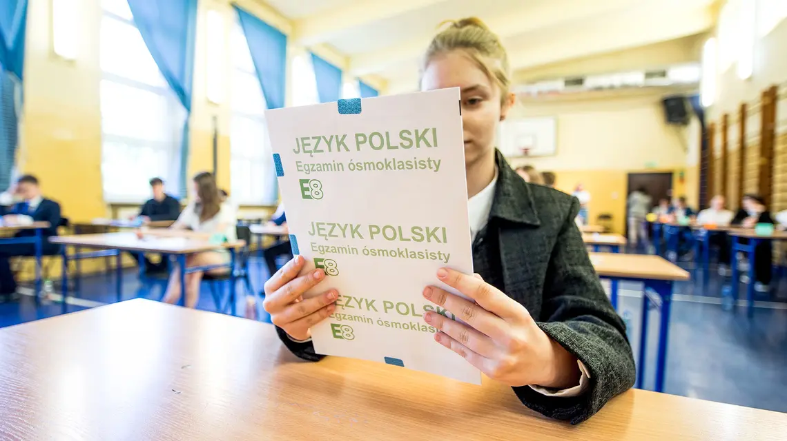Egzamin ósmoklasisty w Szkole Podstawowej nr 3 w Lublińcu, 14 maja 2024 r. // Fot. Daniel Dmitriew / Forum