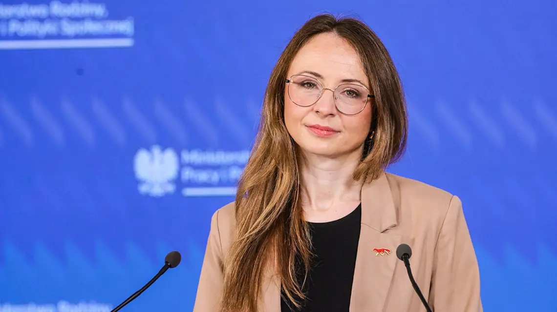 Ministra rodziny, pracy i polityki społecznej Agnieszka Dziemianowicz-Bąk // Fot. Pawel Wodzyński / East News